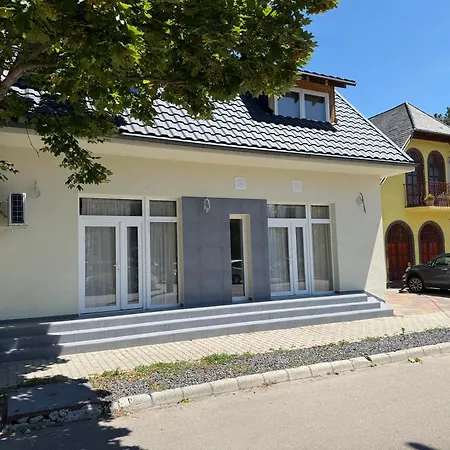Ketrin 2 * Шиофок